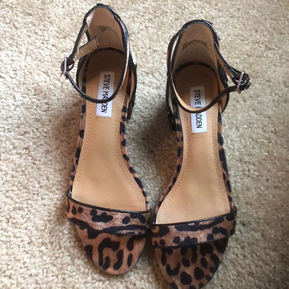 New Steve Madden Inca velvet floral flowers rose rhinestone sandal shoe 6.5 - Picture 3 of 7